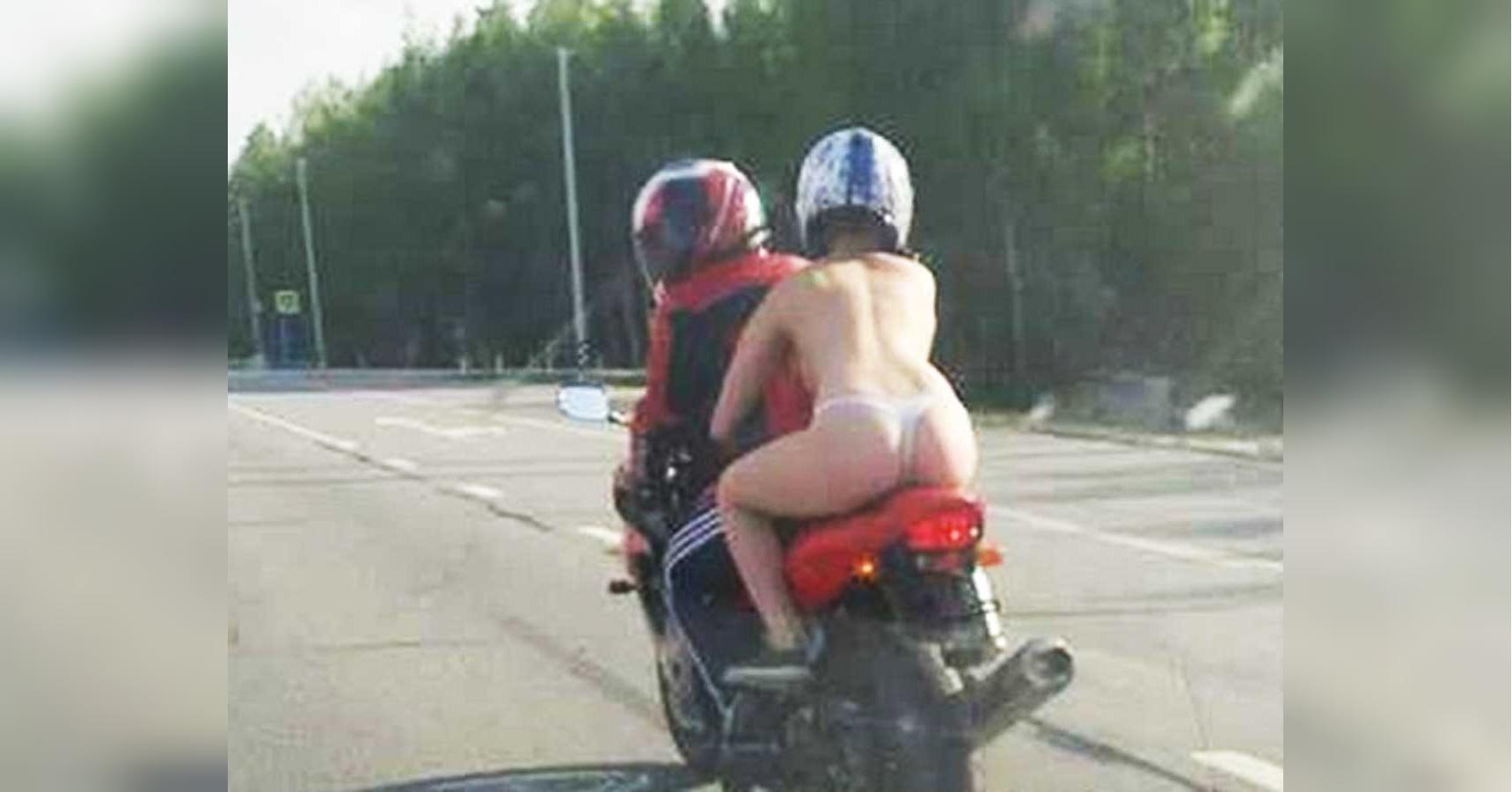 видео голая девка на мотоцикле фото 61
