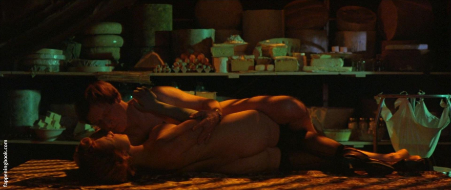 Хелена Бонем Картер nude Harry Potter