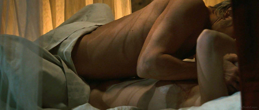 Вера Фармига hot