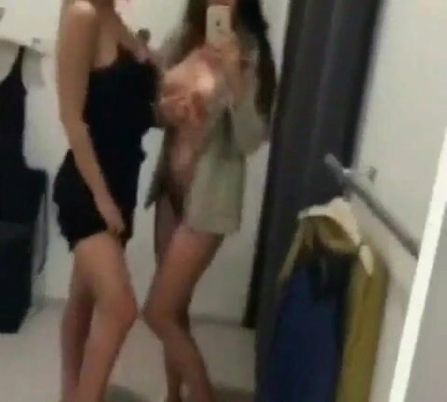 Caroline ray nude в примерочной