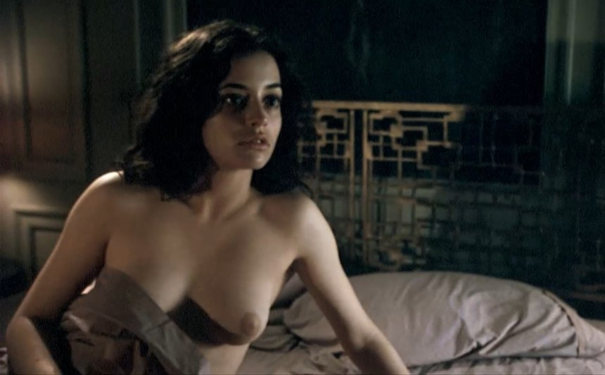 Sex photo Emmanuelle Sophie Anne Chriqui nude