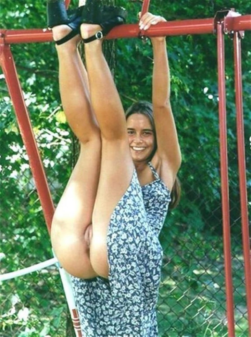 Девушки в спортзале сиськи