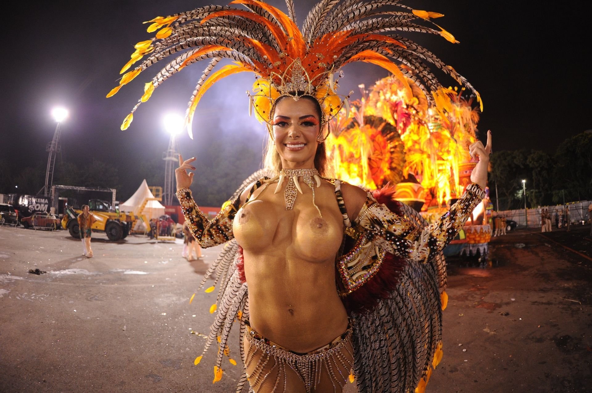 фото голая бразильский карнавал (120) фото