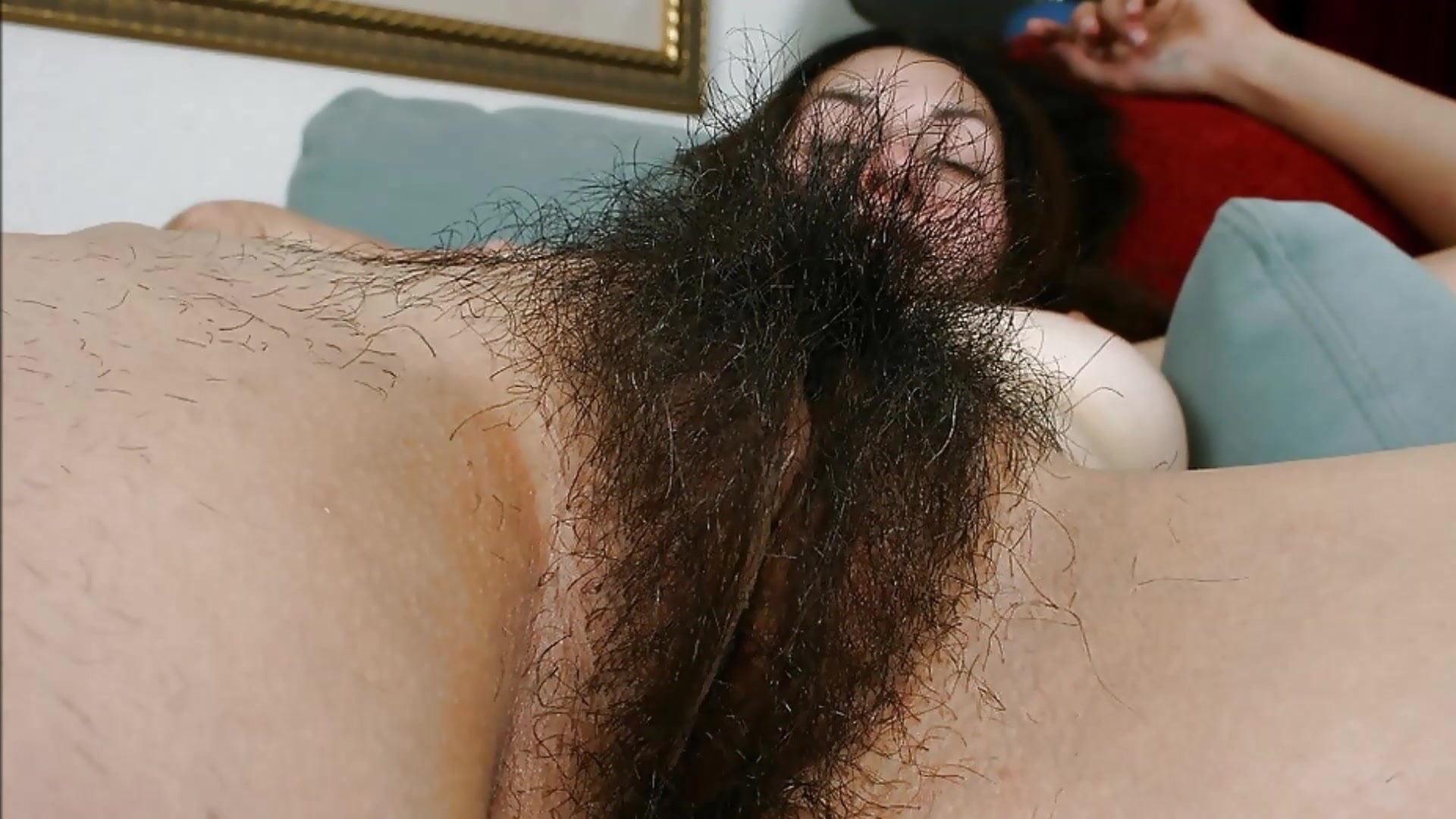 волоса между порно