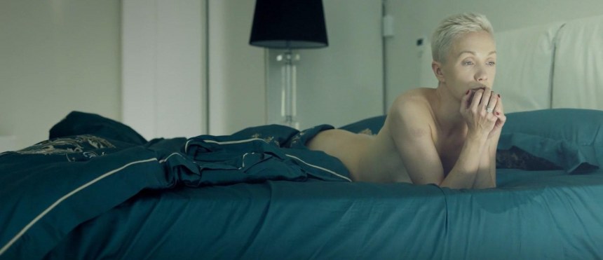Голая Дарья Мороз в сериале «содержанки»