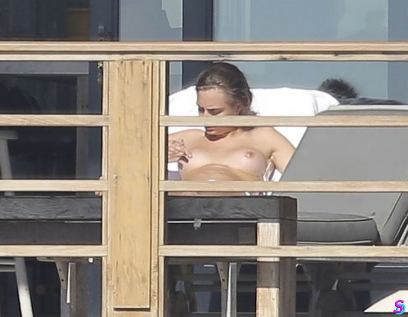 Кара Делевинь голая nude