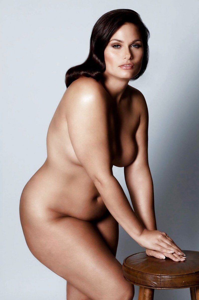 Эшли Алексис Plus Size