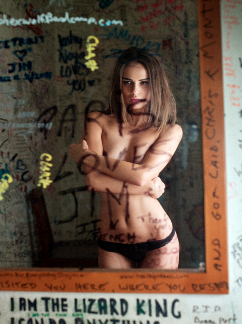 Naked Xenia Deli in thinking about you ANCENSORED