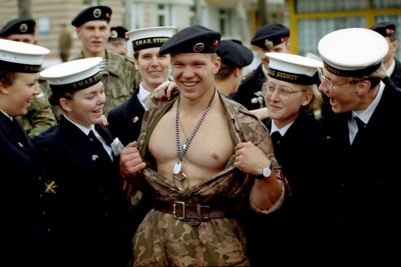 Голые полицейские мужчины