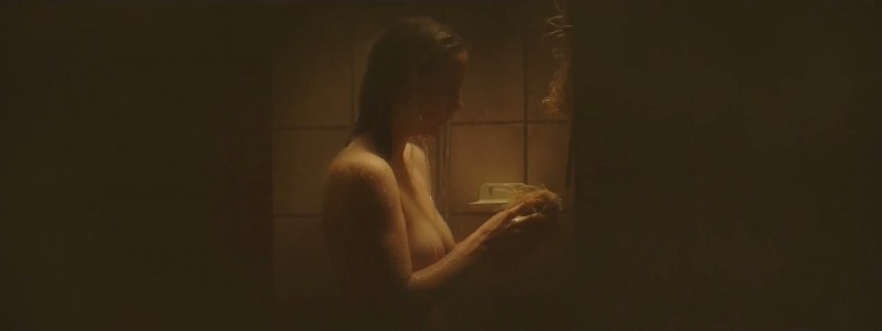 Голая Санни Леоне Cafe Glow