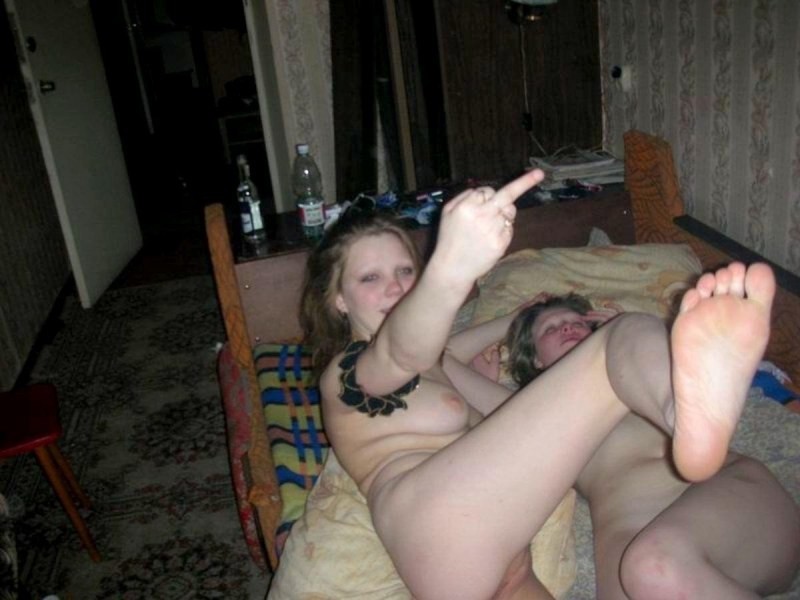 Зрелые пьяные голые бабы