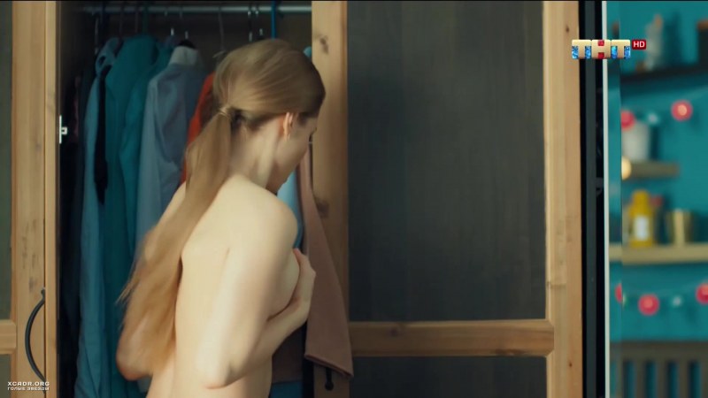 Актриса Алина Ланина ню