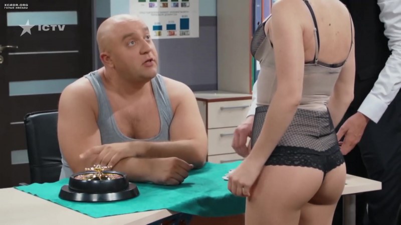 Голые из дизель шоу ебля