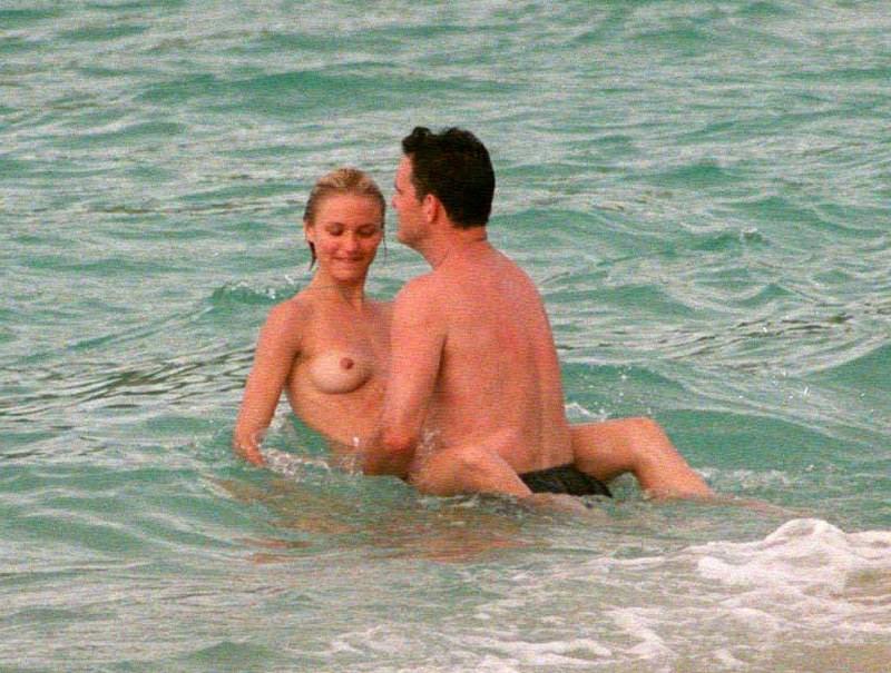 Кэмерон Диаз молодая18+