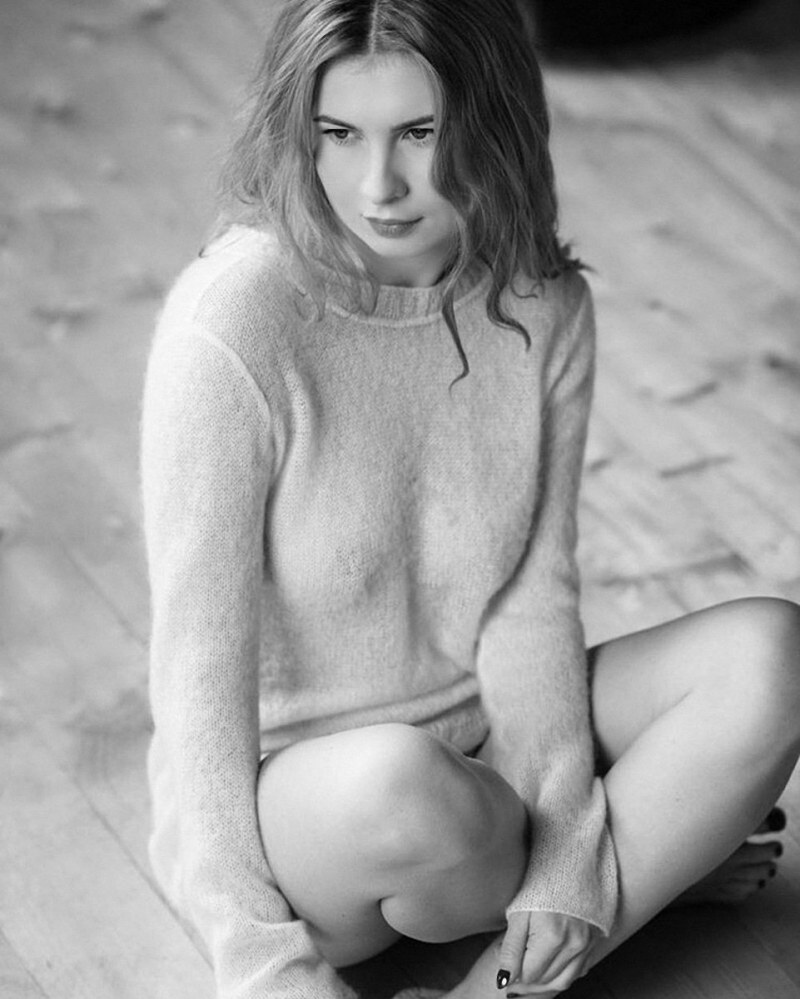 Анна Цуканова обнаженка