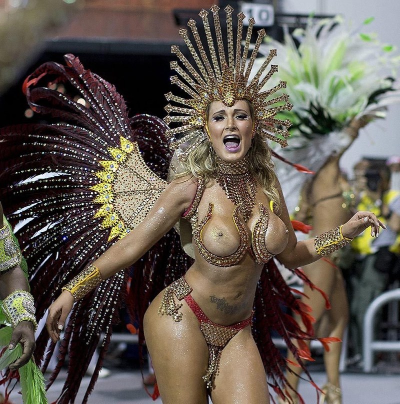 Голые бразильянки Brazilian Carnival 2020
