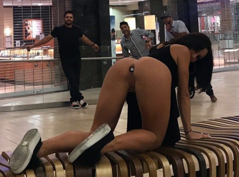 Голые девки на улице частное