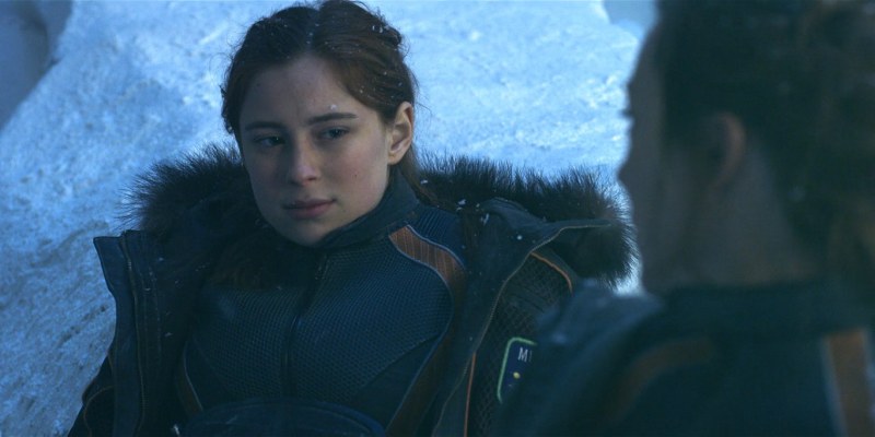 Mina Sundwall Lost in Space