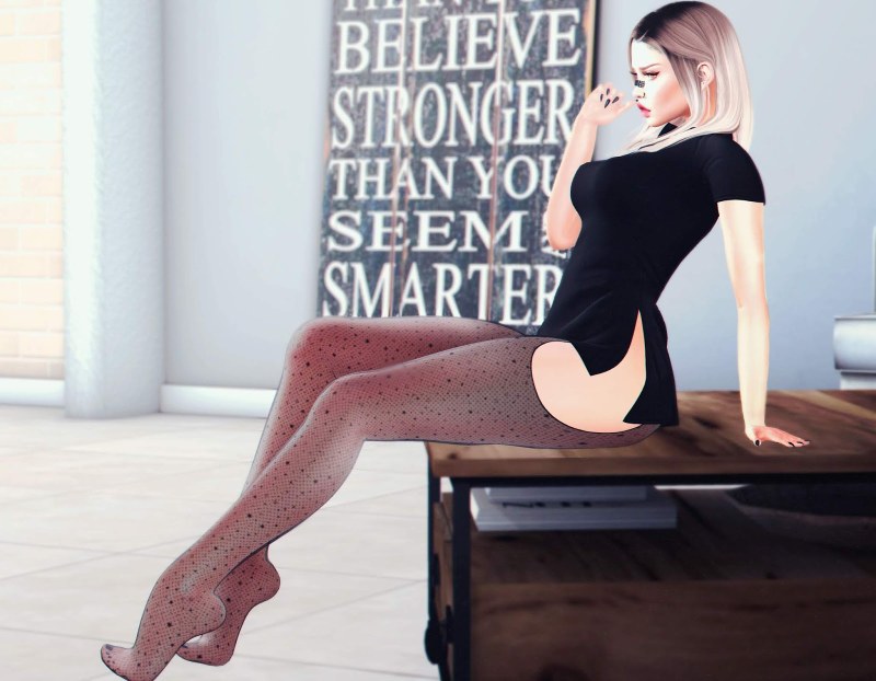 Тина Льюис (Tina Louise) голая