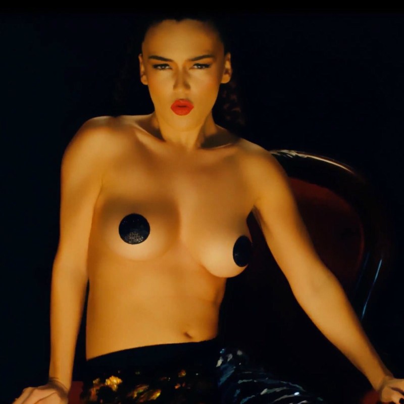 SEREBRO Максим