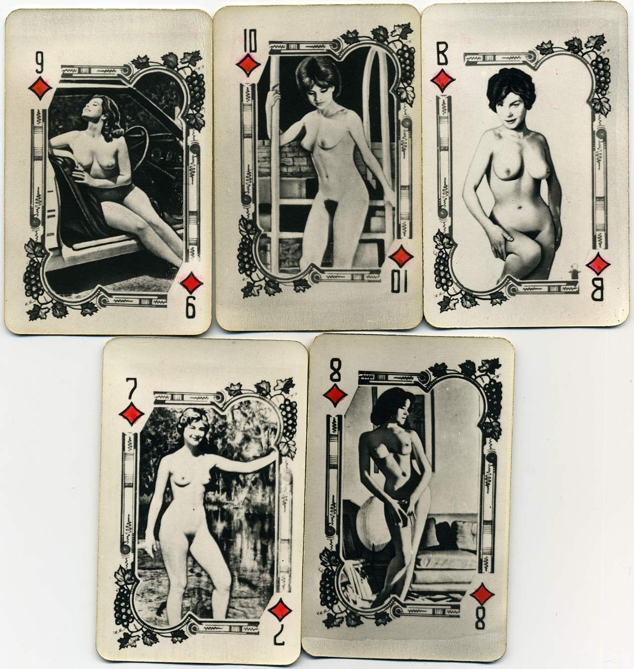 старые игральные карты с голыми бабами фото 1